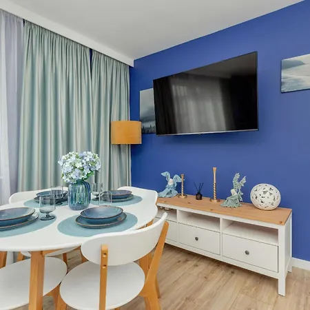아파트 Blue Lagoon Near The With 2 Bedrooms In By Renters *