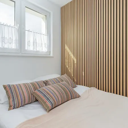 Blue Lagoon Near The With 2 Bedrooms In By Renters * 그단스크